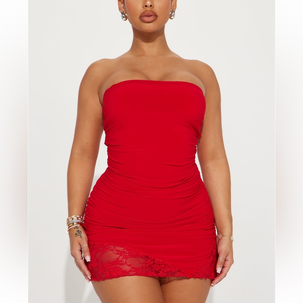 Mini red dress ♥️💋